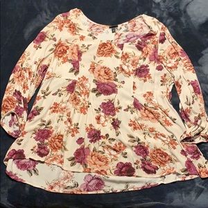 Ivory Rose crinkle gauze pleated fit flare blouse